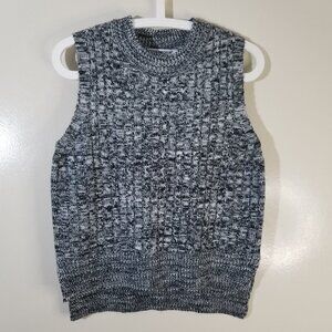 Cotton Emporium sweater vest; Size : Medium